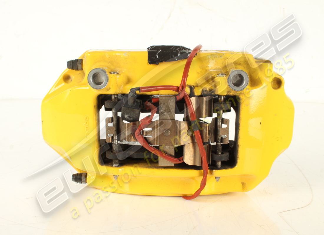 UTILISÉ Ferrari ÉTRIER ARRIÈRE DROIT AVEC PLAQUETTES. NUMÉRO DE PIÈCE 282926 (1)