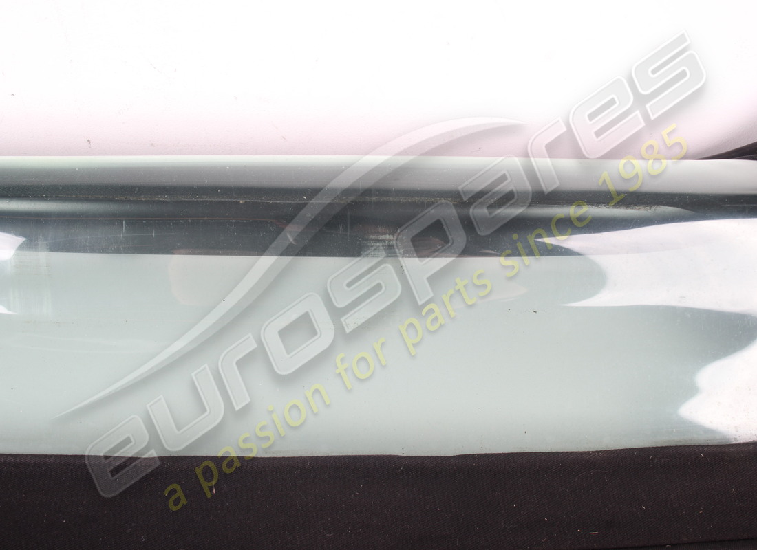 utilisé ferrari garniture extérieure noire complète. numéro de pièce 66374600 (2)