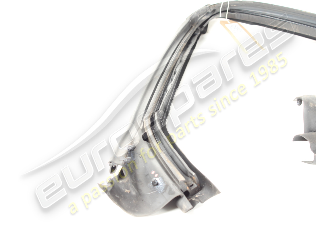 joint supérieur de vitre de pare-brise d'occasion ferrari. numéro de pièce 69758000 (2)
