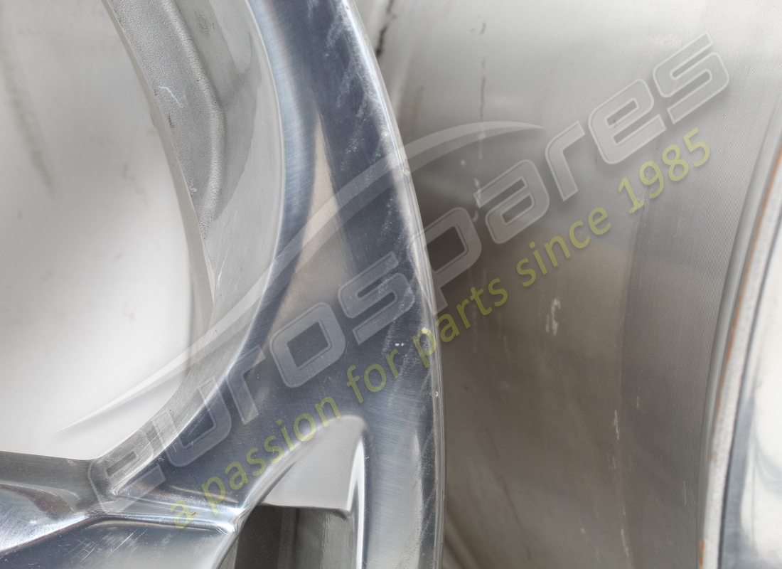 jeu de roues cassiopea d'occasion lamborghini (argent). référence 0r1400091 (9)