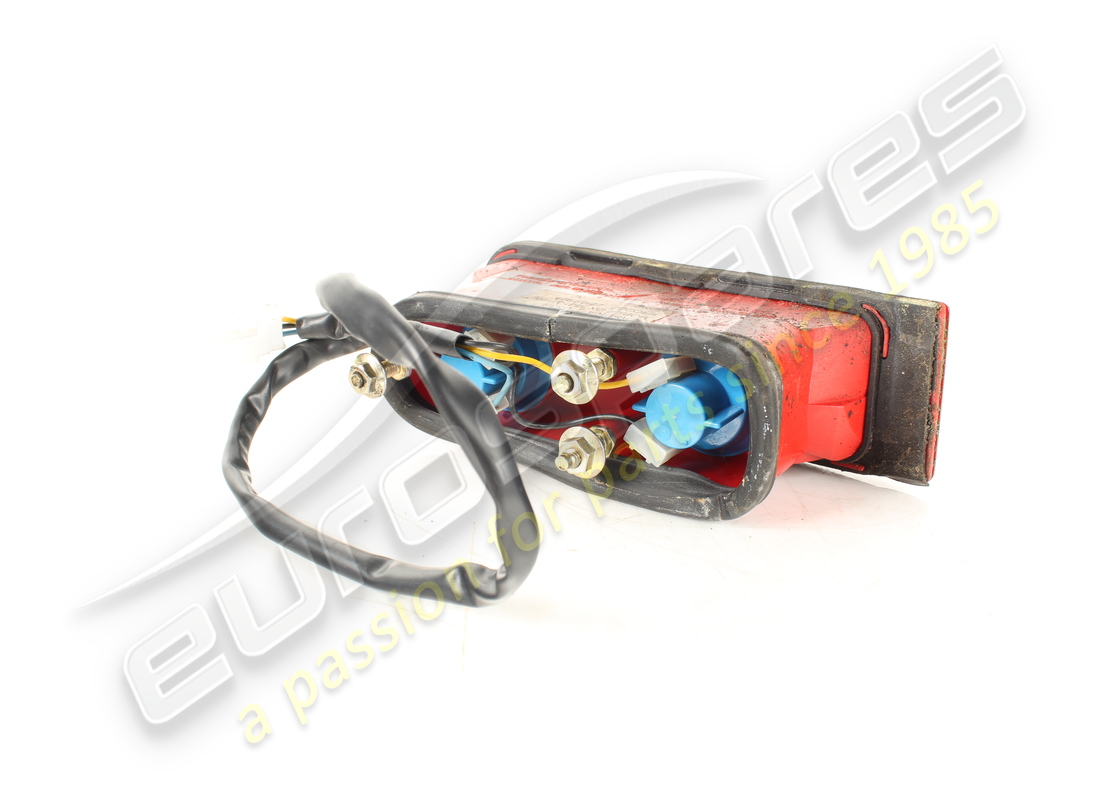 FEU ARRIÈRE DROIT MOBILE MASERATI D'OCCASION 3982099. NUMÉRO DE PIÈCE 383100148 (2) feu arrière droit mobile maserati d'occasion 3982099. numéro de pièce 383100148 (2)