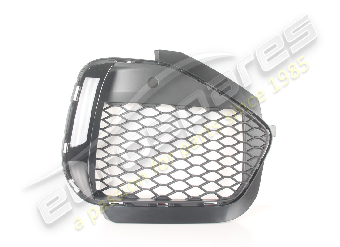 nouvelle grille de pare-chocs avant droit maserati. numéro de pièce 670198175 (2)