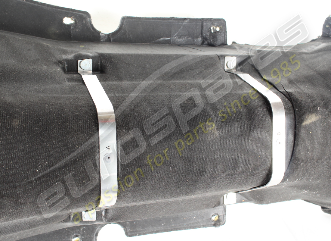utilisé ferrari bouclier thermique complet de tunnel. numéro de pièce 85676300 (6)