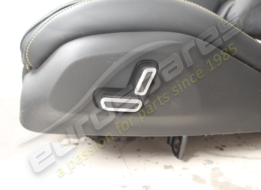 ensemble complet de sièges avant et arrière d'occasion eurospares. référence eap1564145 (6)