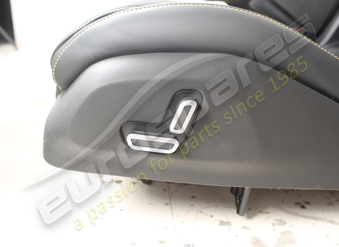 ensemble complet de sièges avant et arrière d'occasion eurospares. référence eap1564145 (5)