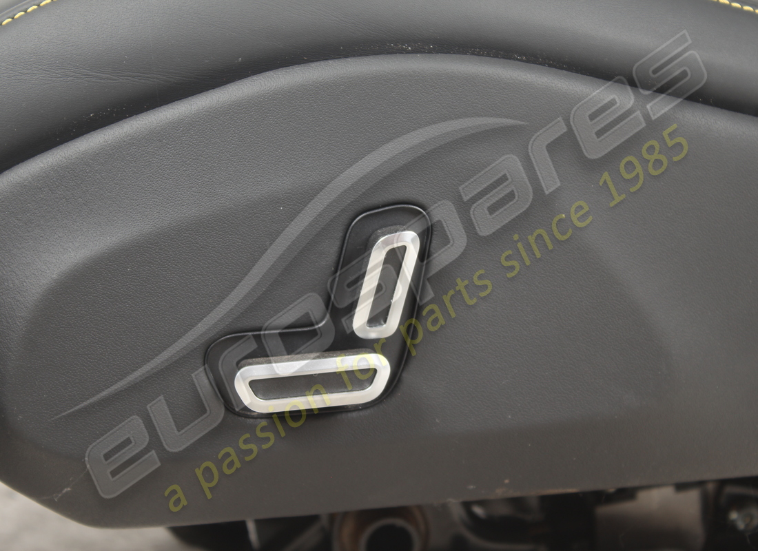 ensemble complet de sièges avant et arrière d'occasion eurospares. référence eap1564145 (14)