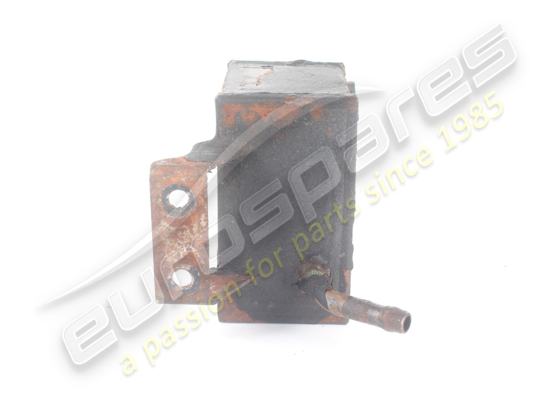 SÉPARATEUR D'HUILE UTILISÉ MASERATI. RÉFÉRENCE 573984900 (3) séparateur d'huile utilisé maserati. référence 573984900 (3)