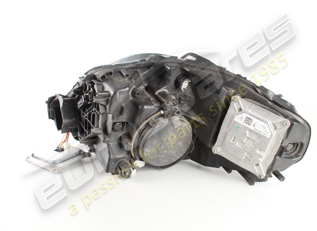 PHARE AVANT GAUCHE ENDOMMAGÉ FERRARI - AFS AD. NUMÉRO DE PIÈCE 252002 (4) phare avant gauche endommagé ferrari - afs ad. numéro de pièce 252002 (4)