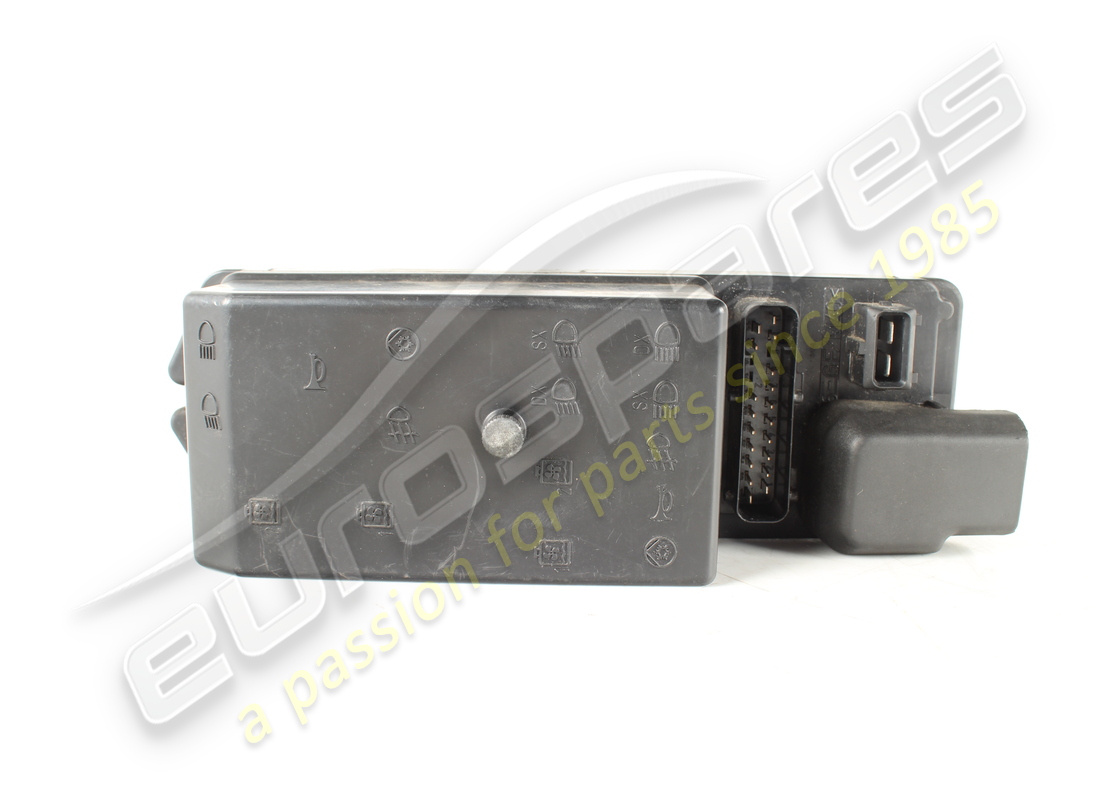 CALCULATEUR MOTEUR DROIT D'OCCASION MASERATI. NUMÉRO DE PIÈCE 373330178 (3) calculateur moteur droit d'occasion maserati. numéro de pièce 373330178 (3)