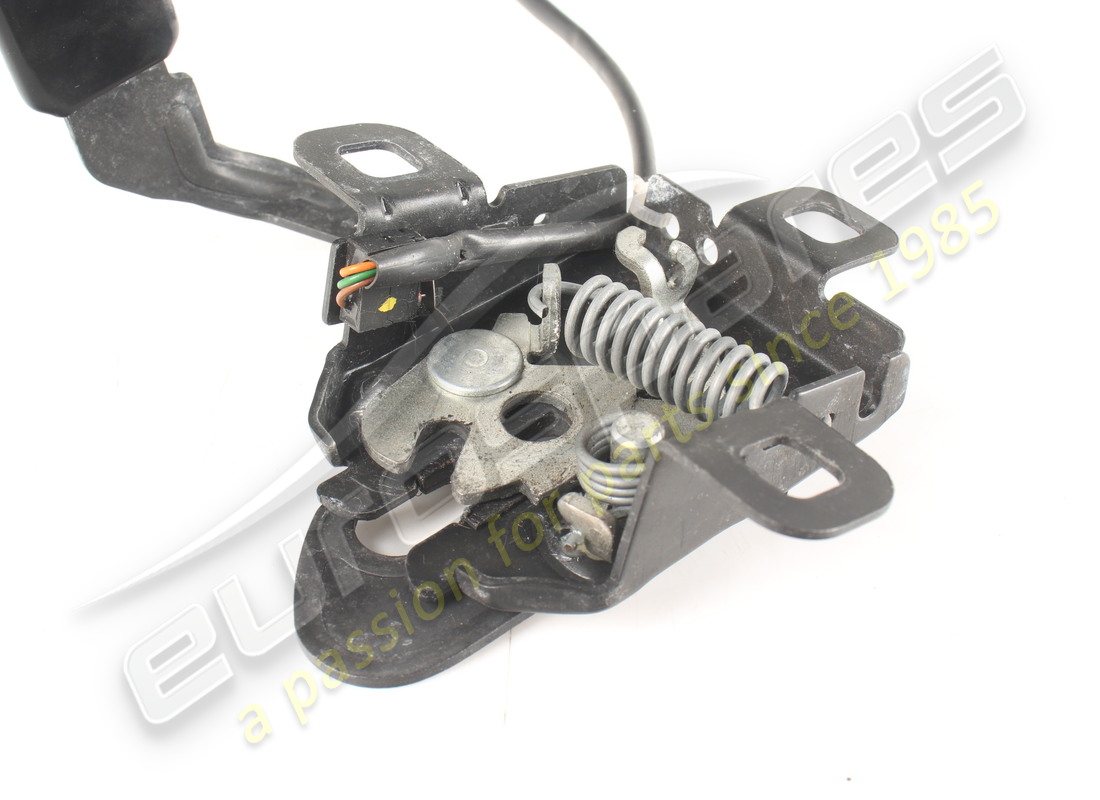 serrure de couvercle d'occasion ferrari. numéro de pièce 83752200 (3)