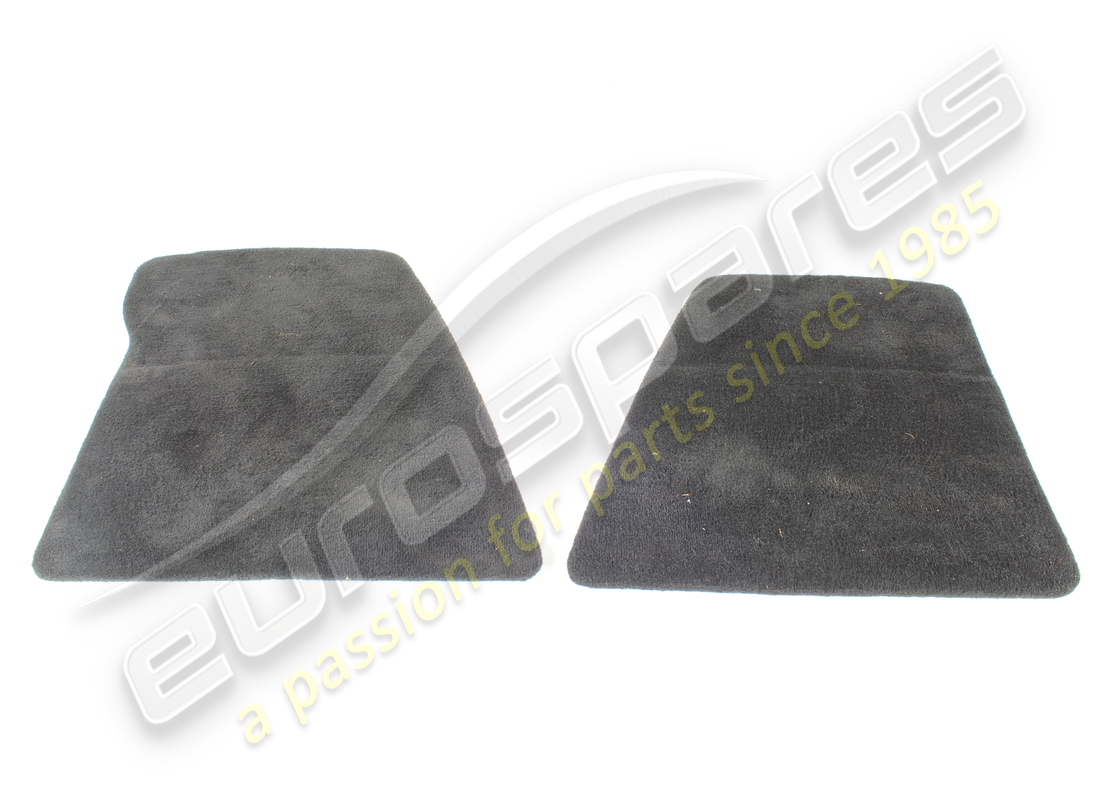 KIT DE TAPIS DE SOL Ferrari UTILISÉ. NUMÉRO DE PIÈCE 946024 (1) KIT DE TAPIS DE SOL Ferrari UTILISÉ. NUMÉRO DE PIÈCE 946024 (1)