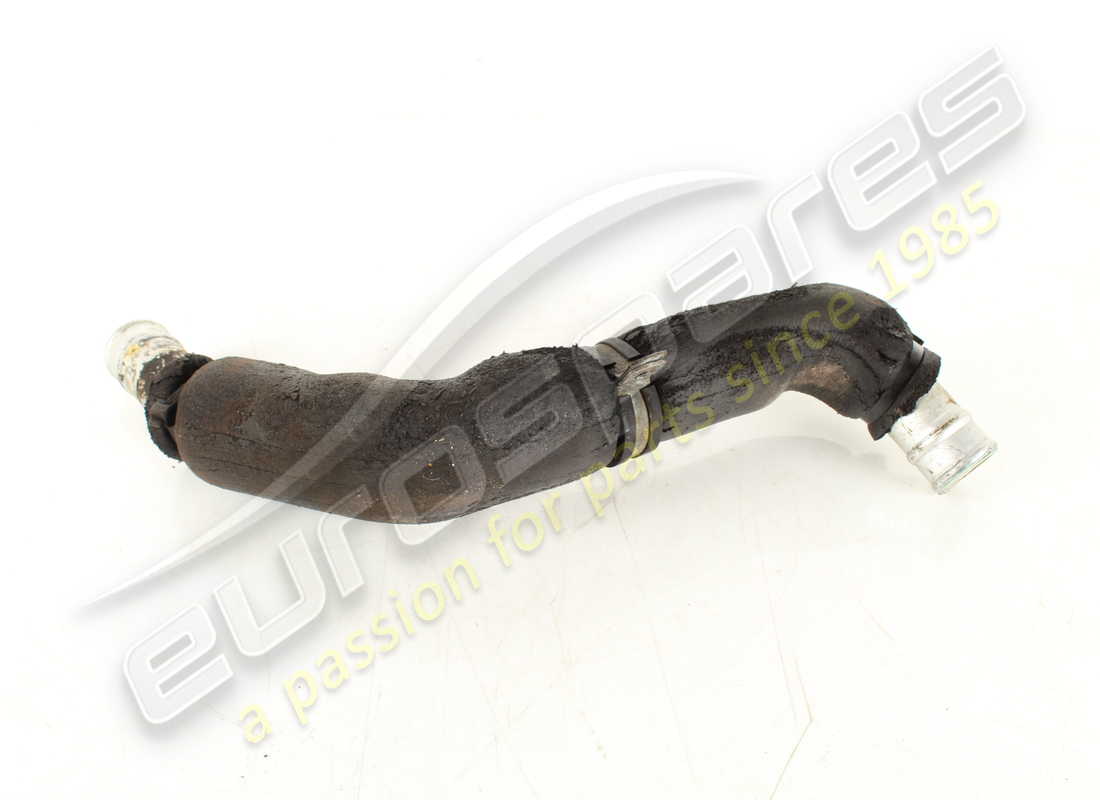 TUYAU D'EAU OCCASION Ferrari LH. RÉFÉRENCE 122856 (1)