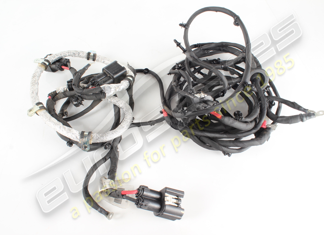 UTILISÉ Ferrari 48V CÂBLE . NUMÉRO DE PIÈCE 847961 (1)