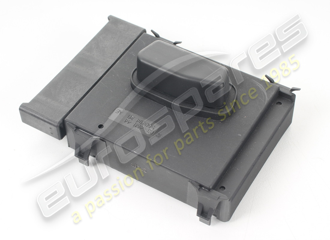 NOUVEAU MASERATI INTERRUPTEUR DE SIÈGE DROIT 6W. NUMÉRO DE PIÈCE 670008201 (1) nouveau maserati interrupteur de siège droit 6w. numéro de pièce 670008201 (1)