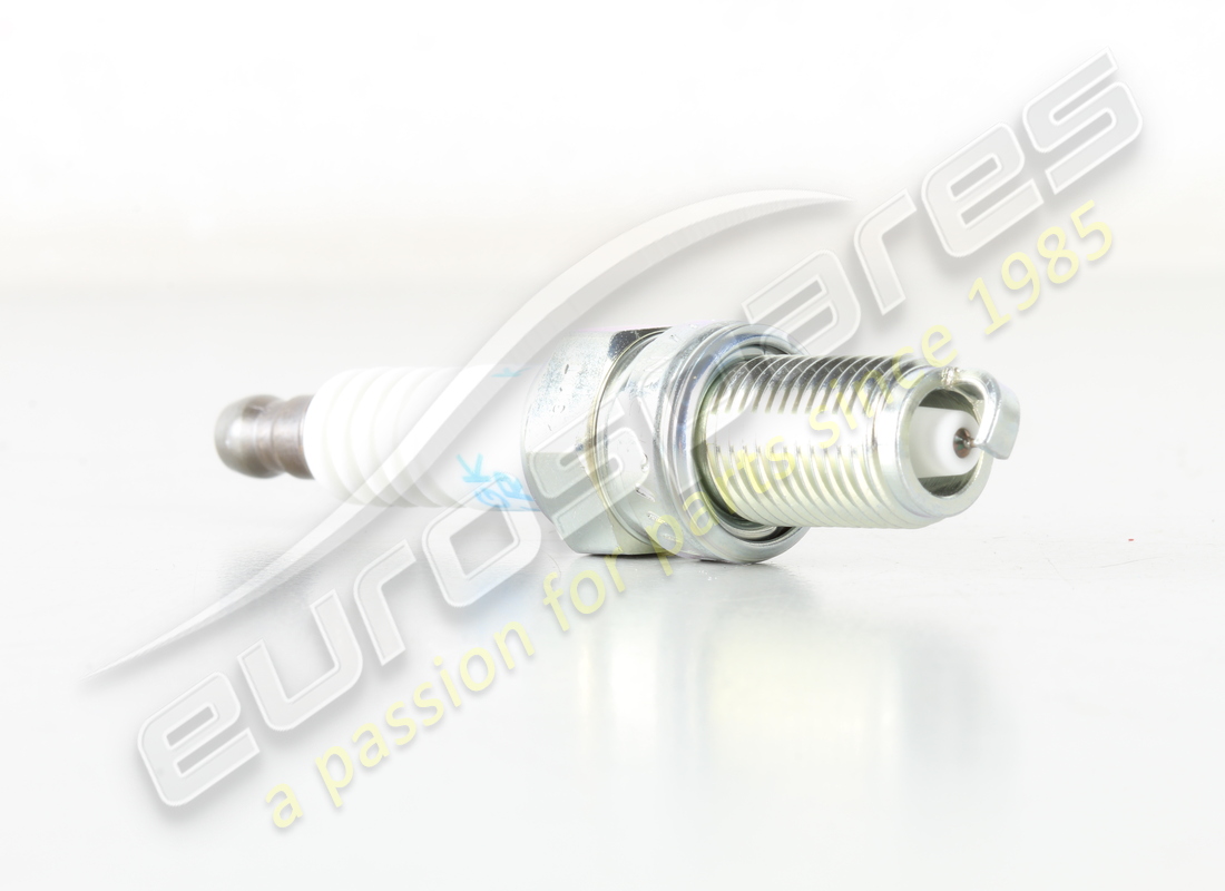 nouvelle bougie d'allumage ngk. numéro de pièce 410905619 (3)