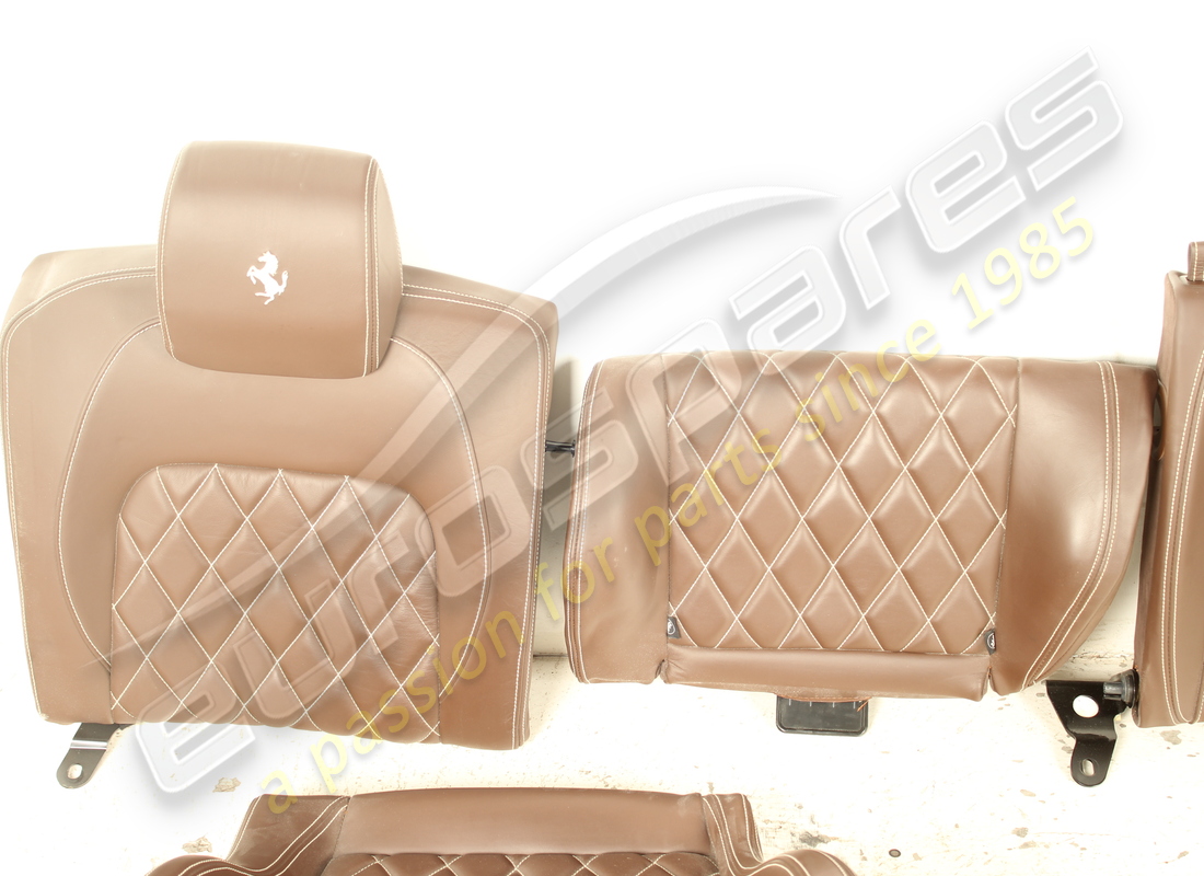 sièges complets d'occasion ferrari avec écrans arrière. référence eap1564144 (17)