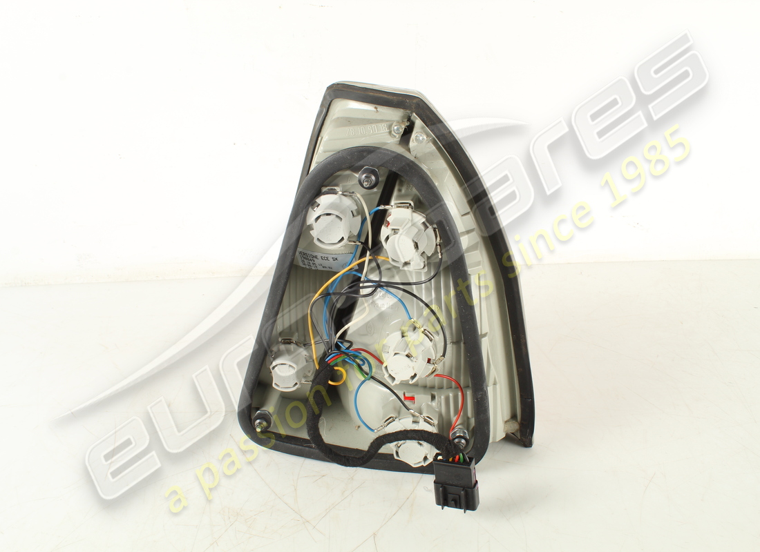 feu arrière gauche d'occasion maserati. numéro de pièce 190849 (2)