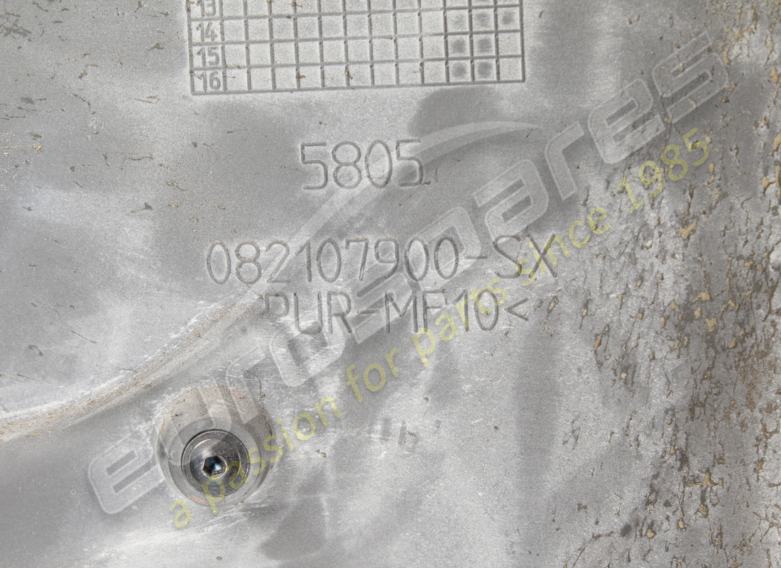 utilisé ferrari garniture de hayon lh. numéro de pièce 84406207 (6)