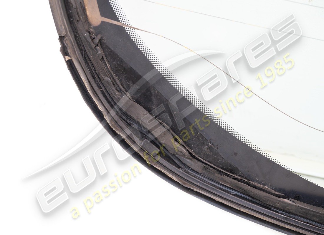 UTILISÉ MASERATI FENÊTRE ARRIÈRE. NUMÉRO DE PIÈCE 387700600 (6) utilisé maserati fenêtre arrière. numéro de pièce 387700600 (6)