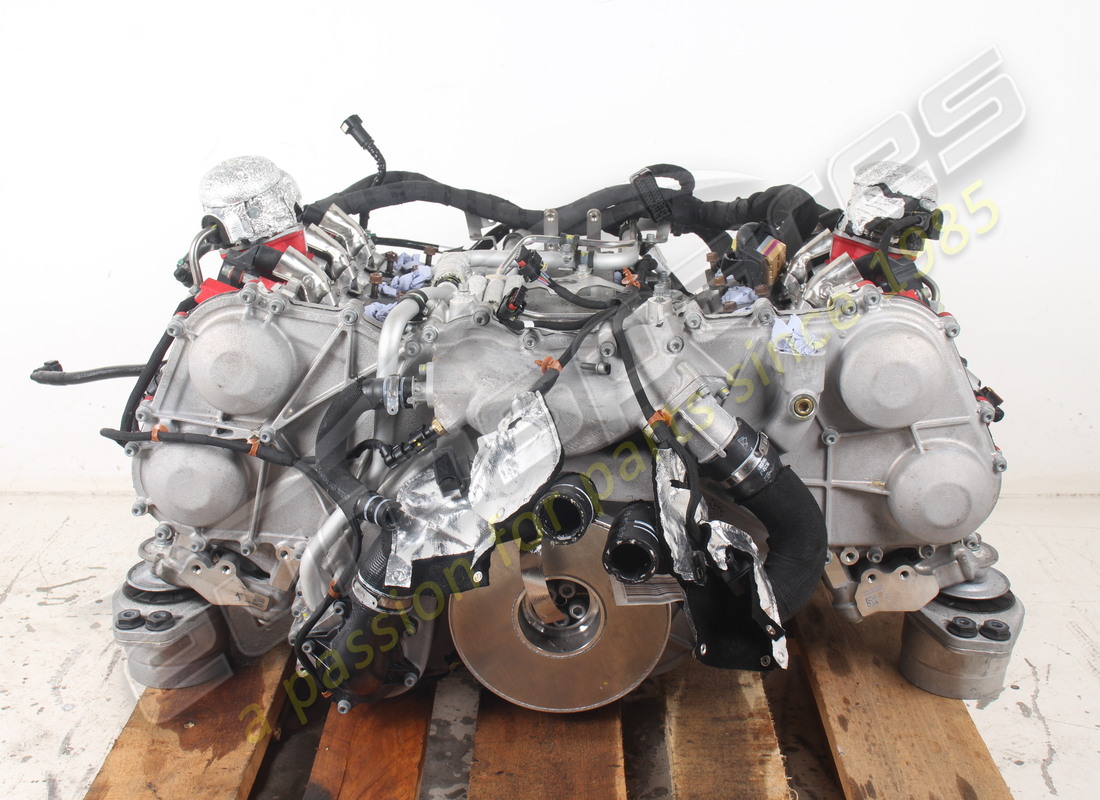 moteur ferrari 296 utilisé. numéro de pièce 985000364 (5)