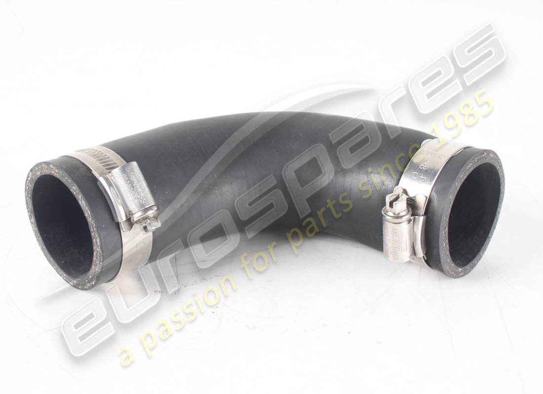 MANCHON D'OCCASION Maserati DU RADIATEUR À RIGI. RÉFÉRENCE 384000323 (1)