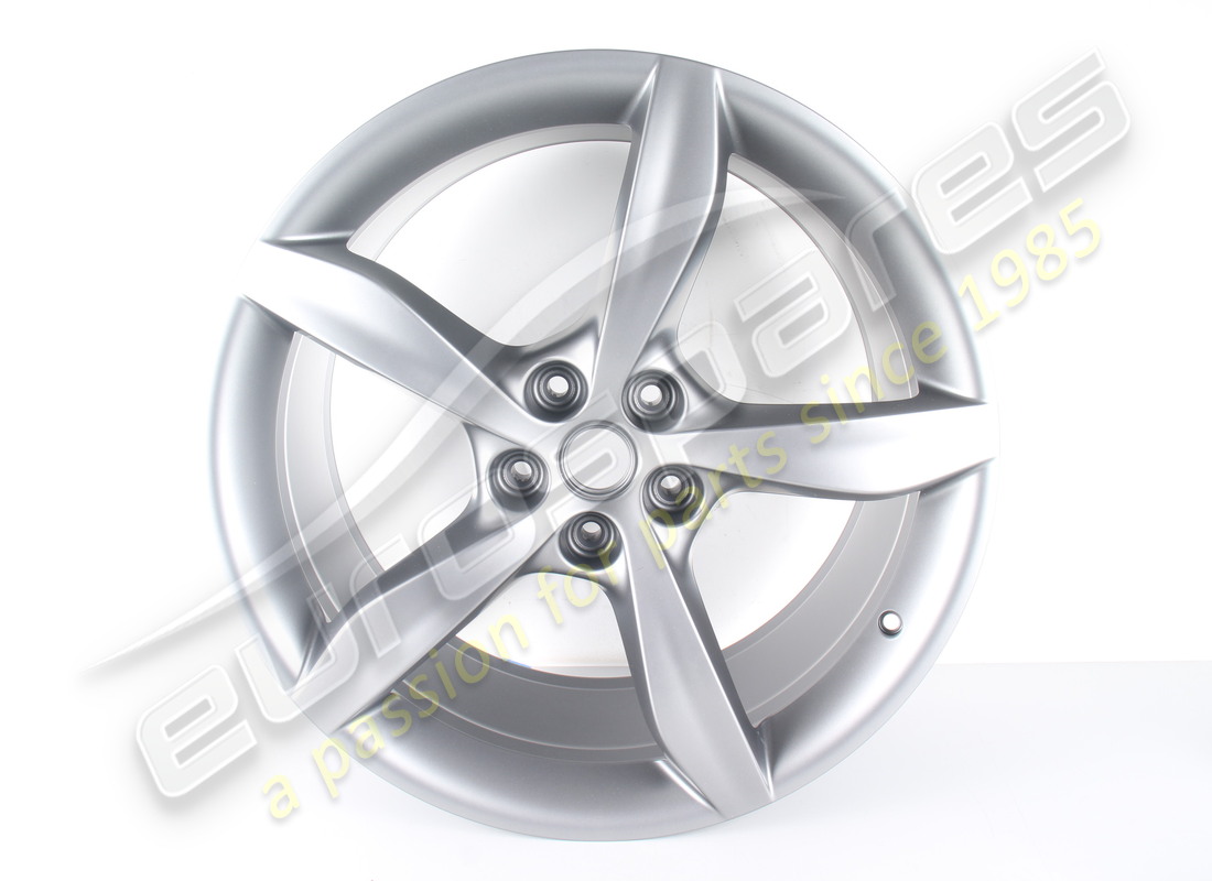 nouvelle roue arrière ferrari. numéro de pièce 336561 (1)