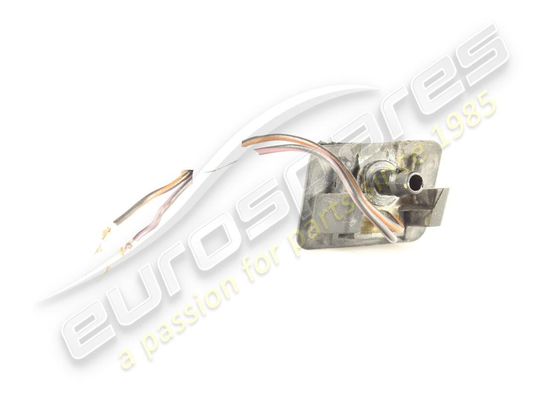 buse de pulvérisation ferrari endommagée. numéro de pièce 83480800 (2)