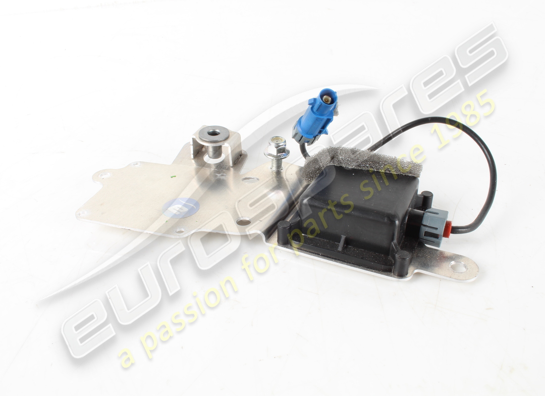 ANTENNE GNSS D'OCCASION Ferrari. NUMÉRO DE PIÈCE 957961 (1) ANTENNE GNSS D'OCCASION Ferrari. NUMÉRO DE PIÈCE 957961 (1)