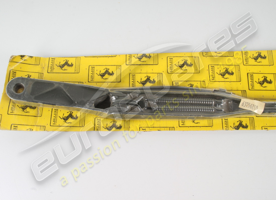 nouveau ferrari bras d'essuie-glace droit lhd numéro de pièce 63756200 (2)