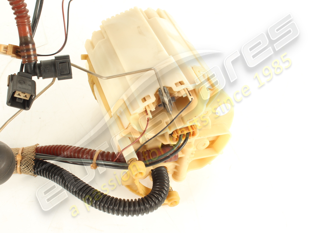 POMPE À CARBURANT GAUCHE Ferrari UTILISÉE. NUMÉRO DE PIÈCE 272087 (1)