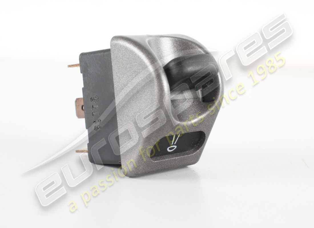 interrupteur de projecteur intérieur neuf ferrari. numéro de pièce 153124 (2)