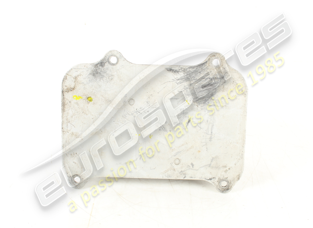 ÉCHANGEUR DE CHALEUR À HUILE FERRARI UTILISÉ. NUMÉRO DE PIÈCE 240632 (3) échangeur de chaleur à huile ferrari utilisé. numéro de pièce 240632 (3)