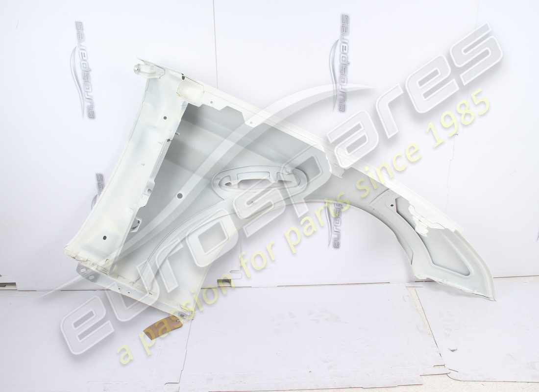 utilisé ferrari aile avant gauche. numéro de pièce 85036611 (2)