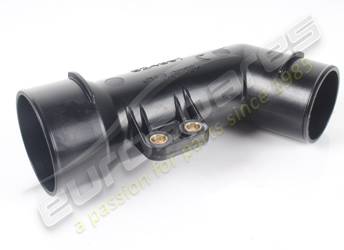 TUYAU RIGIDE CHAUD D'OCCASION Ferrari. NUMÉRO DE PIÈCE 824897 (1)