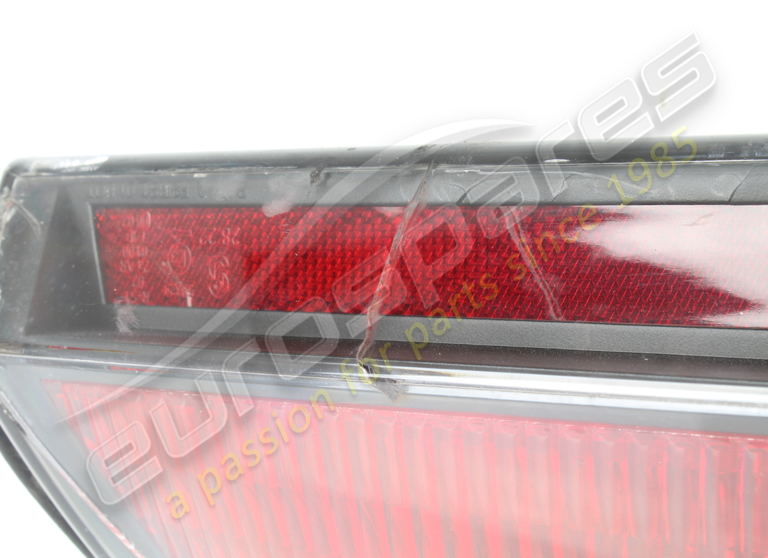 feu arrière utilisé lamborghini. numéro de pièce 410945096a (3)