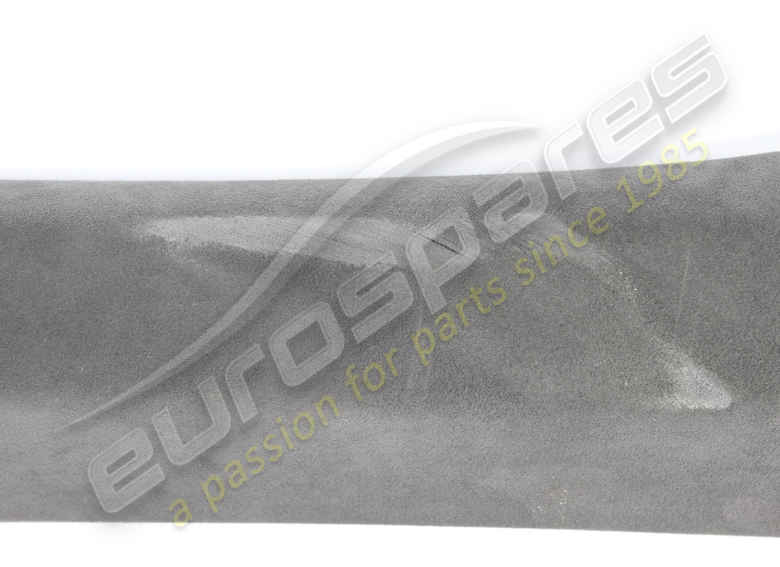 garniture de montant a noire d'occasion porsche. numéro de pièce 992867234lox7 (2)