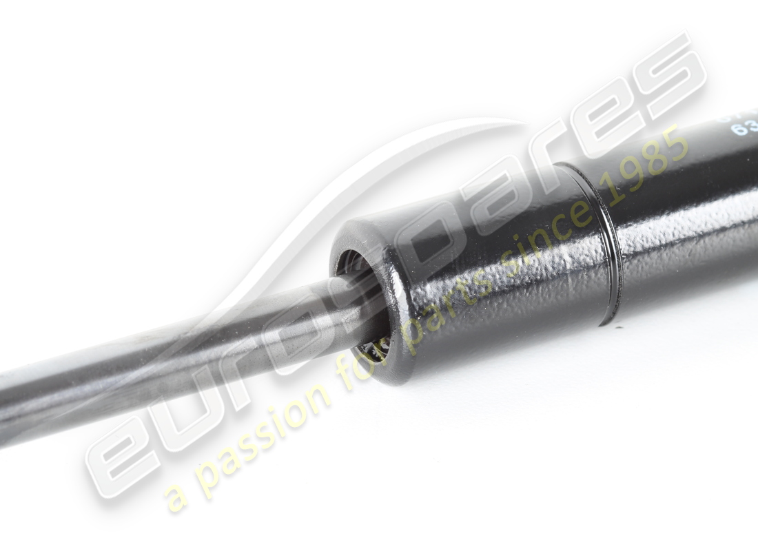 NOUVELLE PIÈCE DE SUPPORT DE CAPOT OE. NUMÉRO DE PIÈCE 63671500 (2) nouvelle pièce de support de capot oe. numéro de pièce 63671500 (2)