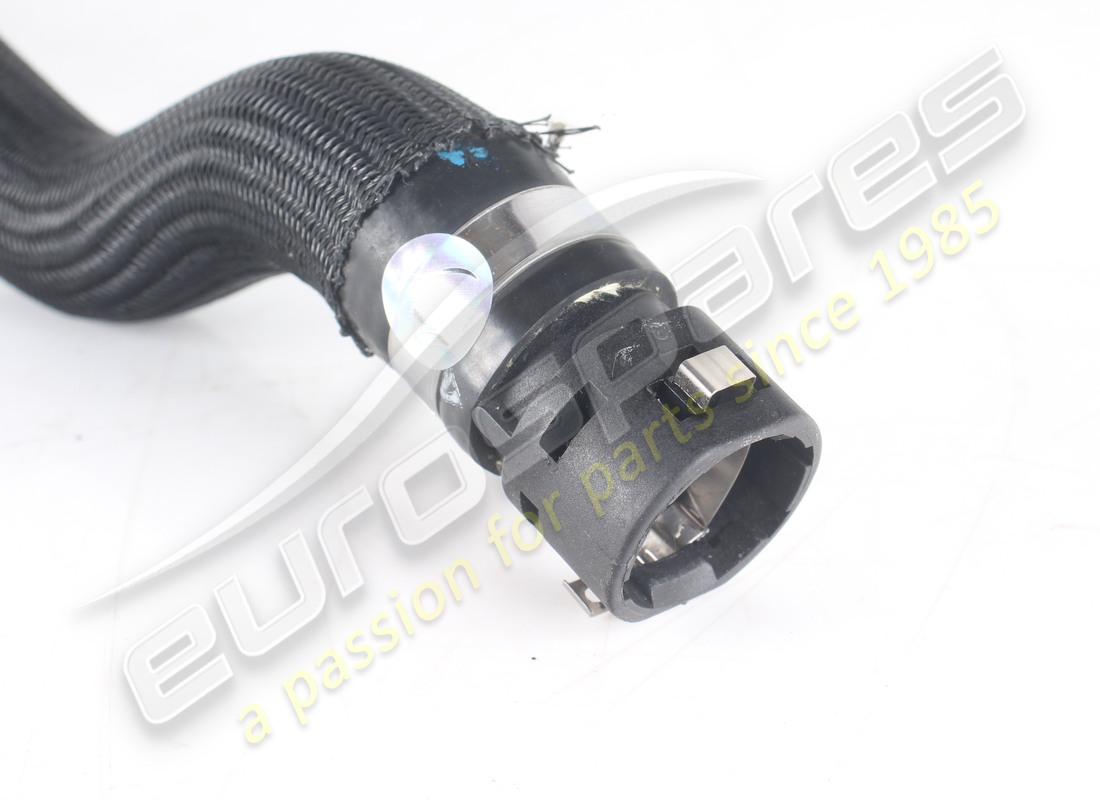 tuyau ferrari d'occasion du chauffage à la partie supérieure. numéro de pièce 266390 (2)