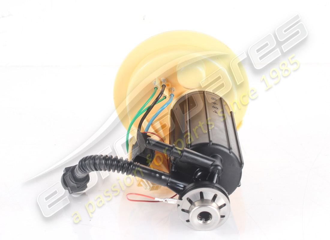 FILTRE DE POMPE À CARBURANT LH UTILISÉ FERRARI. NUMÉRO DE PIÈCE 282785 (5) filtre de pompe à carburant lh utilisé ferrari. numéro de pièce 282785 (5)