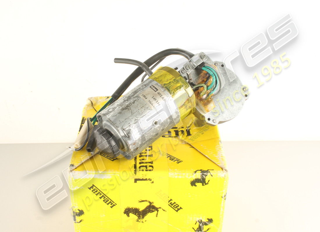 nouveau ferrari moteur de levage de phare droit. numéro de pièce 149134 (3)