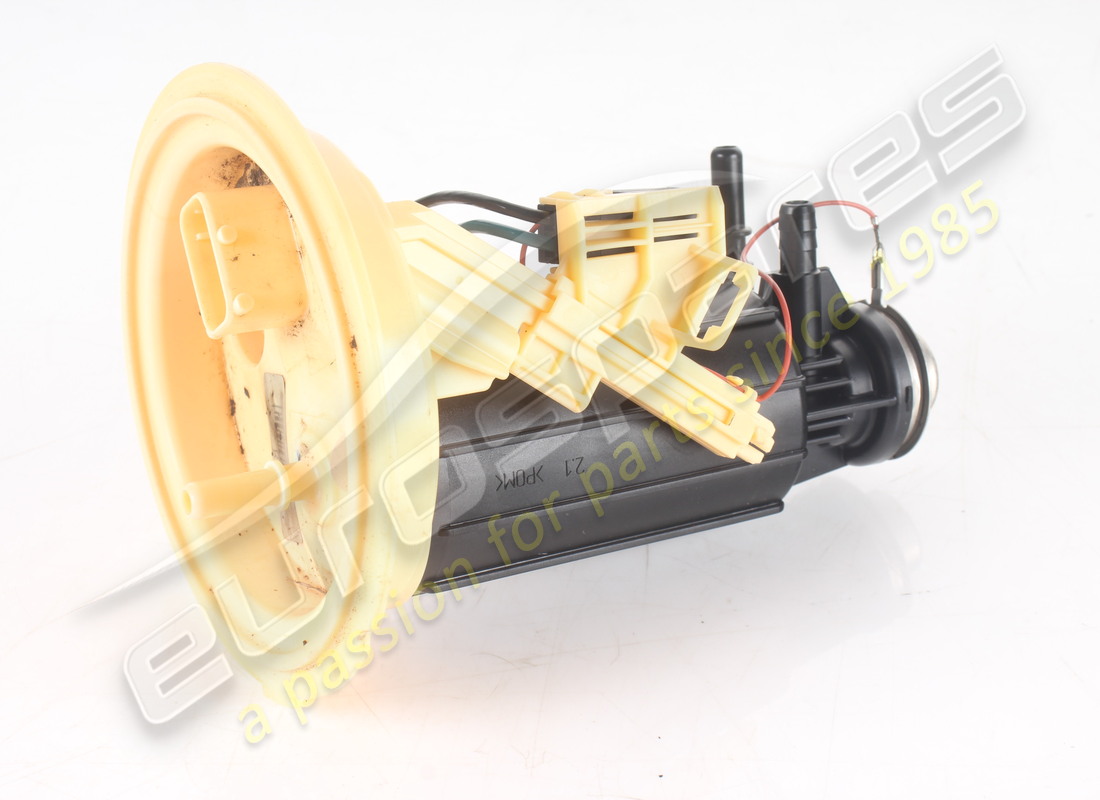 filtre de pompe à carburant rh utilisé ferrari. numéro de pièce 282784 (2)