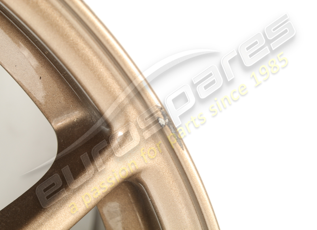 UTILISÉ FERRARI JANTE DE ROUE ARRIÈRE. NUMÉRO DE PIÈCE 195393 (7) utilisé ferrari jante de roue arrière. numéro de pièce 195393 (7)