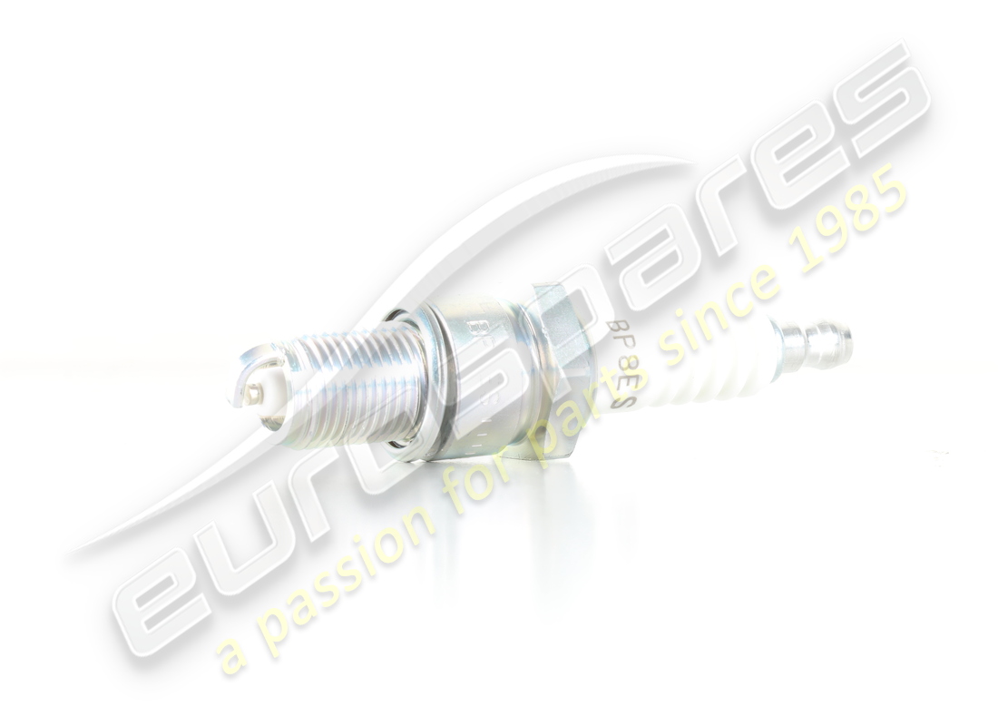 nouvelle bougie d'allumage ngk. numéro de pièce 100604 (3)