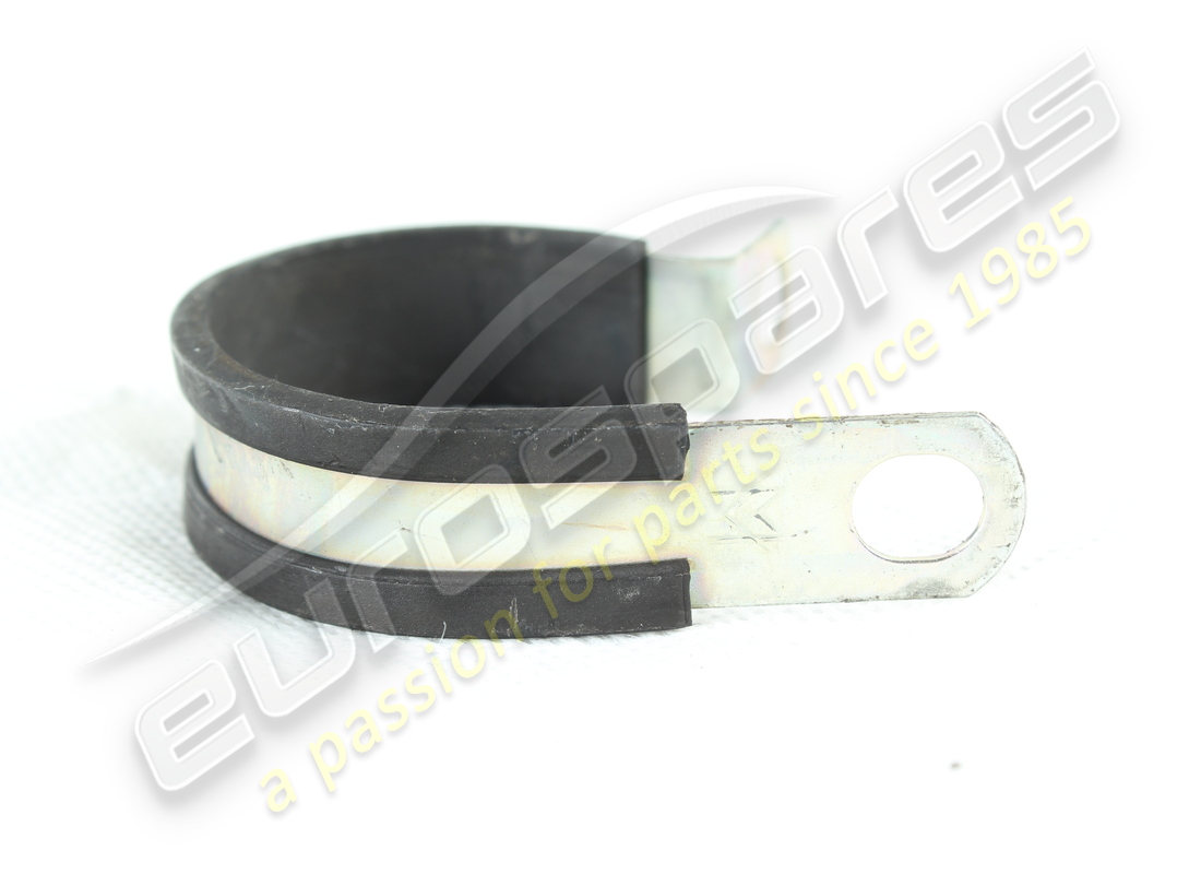 NOUVEAU SUPPORT Maserati . NUMÉRO DE PIÈCE 10448890 (1)