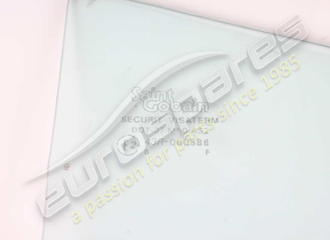 UTILISÉ FERRARI VERRE DE FEU DE CÔTE ARRIÈRE LH GTS. NUMÉRO DE PIÈCE 60162906 (2) utilisé ferrari verre de feu de côte arrière lh gts. numéro de pièce 60162906 (2)