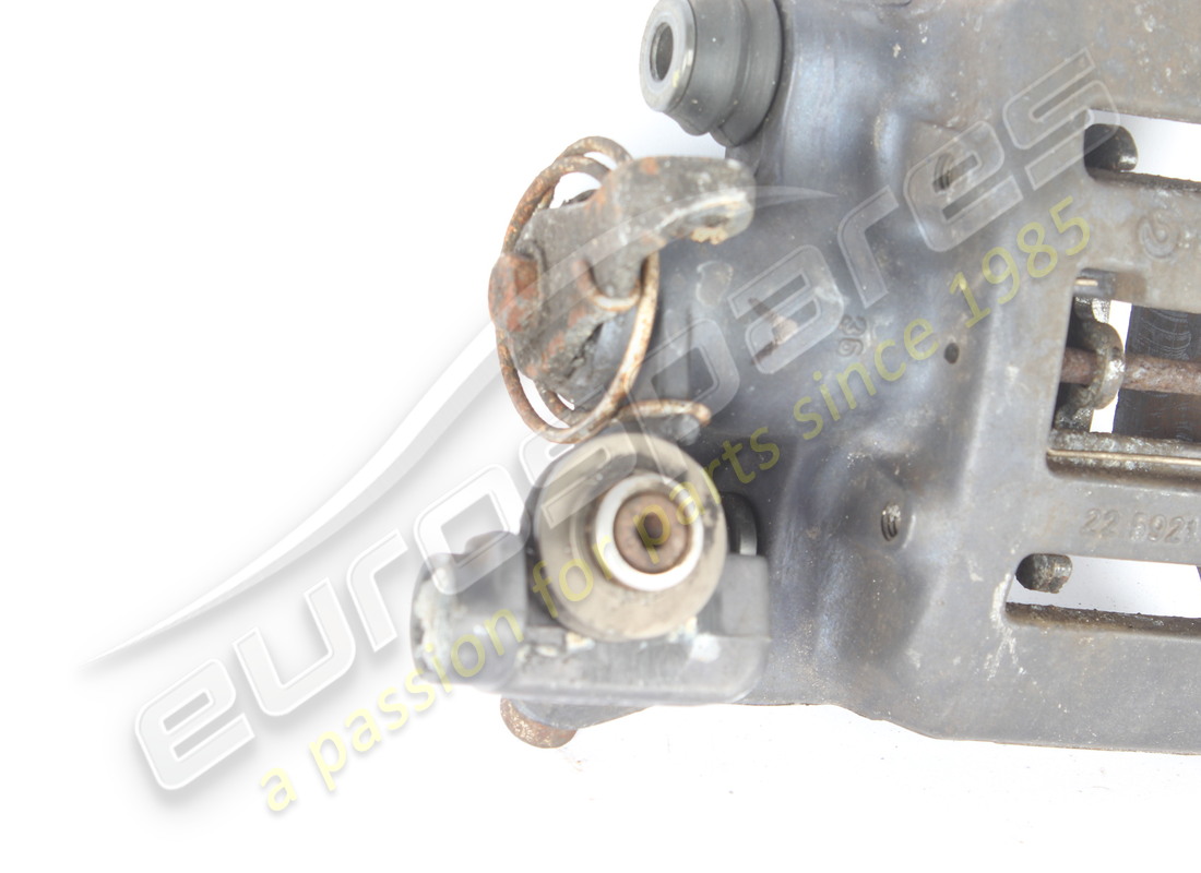 utilisé ferrari étrier lh pour frein à main. numéro de pièce 228021 (3)