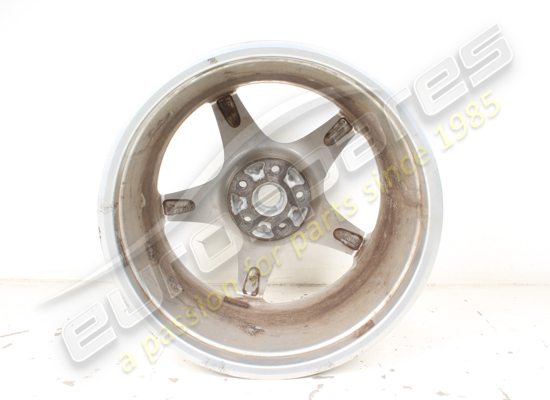 utilisé ferrari jante de roue arrière 10jx19. numéro de pièce 194187 (3)