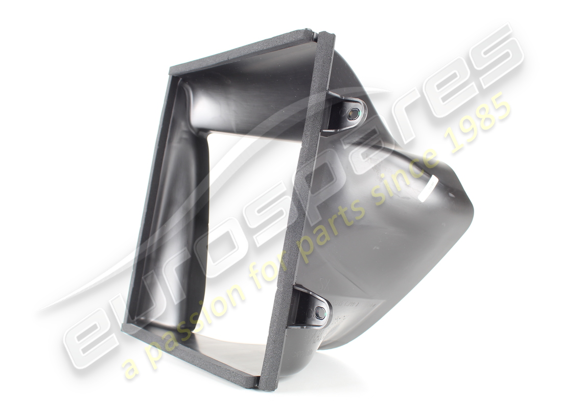 new maserati lh side air duct. part number 670300489 (3)