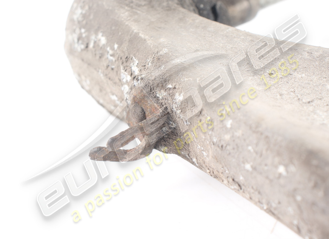 LEVIER INFÉRIEUR DE SUSPENSION ARRIÈRE GAUCHE D'OCCASION MASERATI. RÉFÉRENCE 387000013 (8) levier inférieur de suspension arrière gauche d'occasion maserati. référence 387000013 (8)