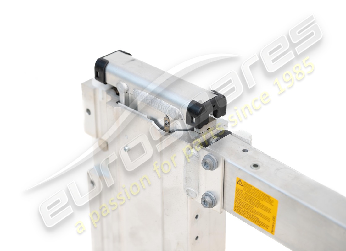 ARCEAU DE SÉCURITÉ FERRARI UTILISÉ. NUMÉRO DE PIÈCE 69905000 (2) arceau de sécurité ferrari utilisé. numéro de pièce 69905000 (2)